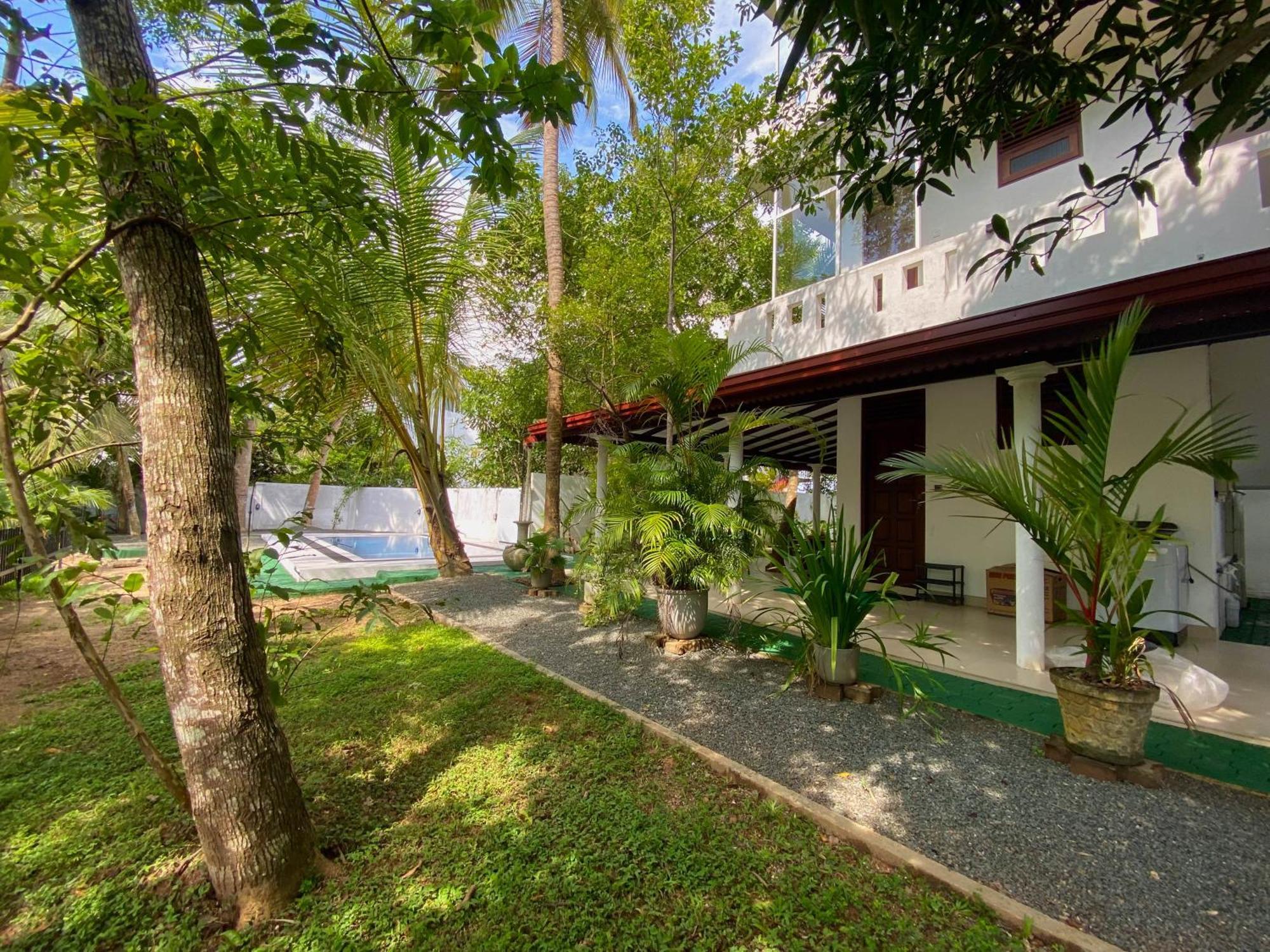 Villa Araliya Hikkaduwa Ngoại thất bức ảnh